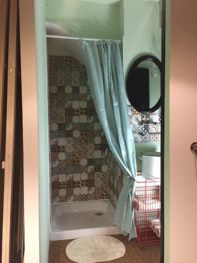 La Chambre Des Etangs Frejus Bagian luar foto